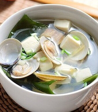 食欲不振 如何應(yīng)付孩子夏季食欲不振