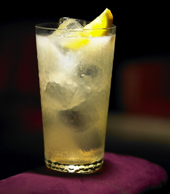 檸檬的功效與作用 檸檬八大神奇功效