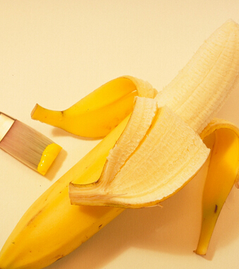 吃香蕉的好處 老人食用香蕉有效預防疾病