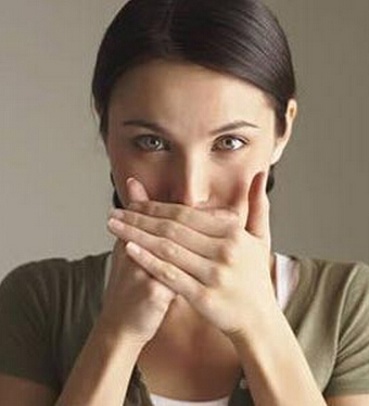 打嗝不止怎么辦 打嗝的原因與治療小秘方