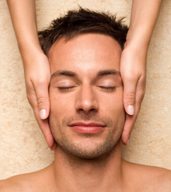 中醫(yī)養(yǎng)生 白領(lǐng)日常中醫(yī)按摩保健法