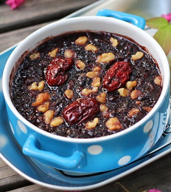 男人吃什么補腎 黑色食物幫男人強腎養(yǎng)生