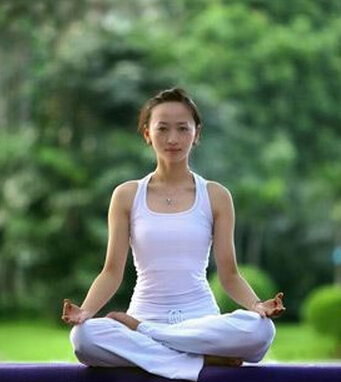 痛經(jīng)怎么緩解 經(jīng)前按摩少痛苦