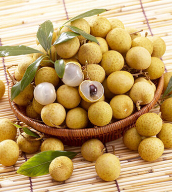 水果的營(yíng)養(yǎng)價(jià)值 14大水果滋補(bǔ)功效賽良藥