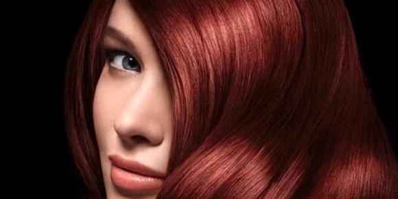 要提醒下愛美的你，拉直頭發(fā)的危害