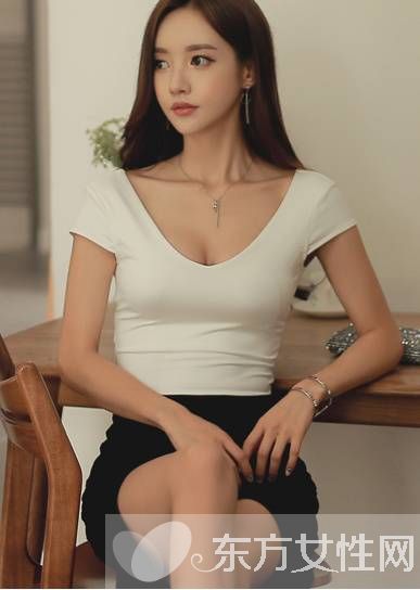 白t恤發(fā)黃怎么辦 學會這幾種辦法變白不再是難題