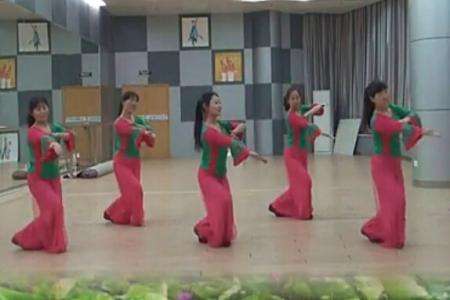 紅遍大江南北的鳳凰六哥廣場舞