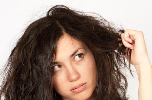 頭發(fā)出油   這樣做還你清爽頭發(fā)