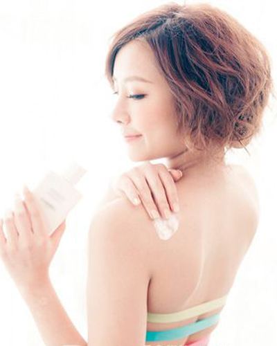 后背長(zhǎng)痘痘是什么原因，可能是這6種原因