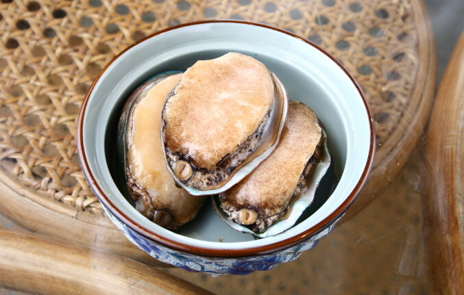 鮑魚怎么吃 鮑魚的營(yíng)養(yǎng)價(jià)值和食用禁忌