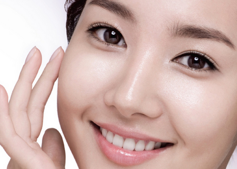 臉部皮膚過(guò)敏紅腫怎么辦？過(guò)敏體質(zhì)的來(lái)看看