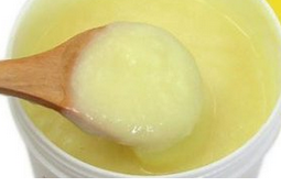 教你懂得蜂王漿的功效與作用及食用方法