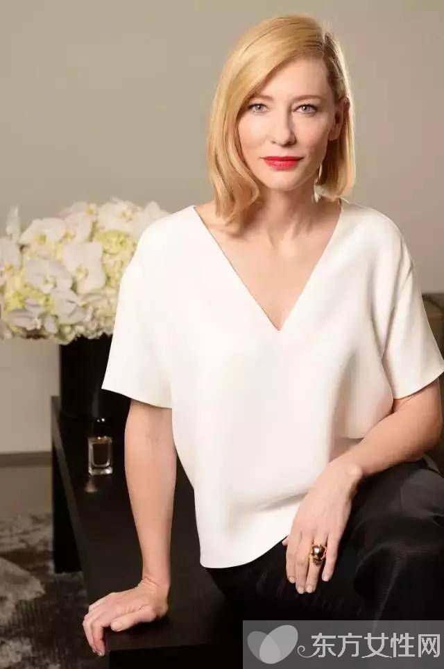 白t恤發(fā)黃怎么辦 學會這幾種辦法變白不再是難題