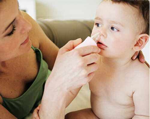 媽媽擔心寶寶鼻子不通怎么辦