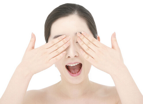 眼皮跳的真正含義  每天眼皮跳的含義