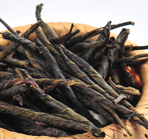 清熱消暑 苦丁茶的功效和副作用介紹