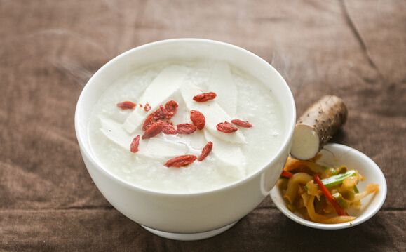 排毒養(yǎng)顏粥 讓女人擁有更好看的臉蛋