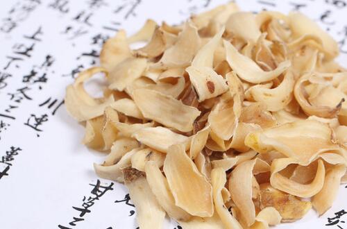 百合的功效與作用　清心安神養(yǎng)陰潤(rùn)肺