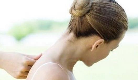 肩周炎怎么辦 肩周炎癥狀和治療偏方