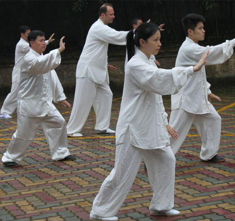 強(qiáng)身健體 看看太極拳的好處有哪些