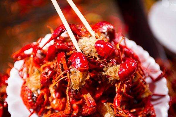 小龍蝦能吃嗎 人們對(duì)小龍蝦的誤解