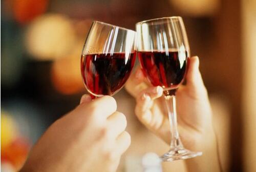 紅酒的好處 不得不說的八個(gè)方面