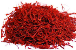 排除黑黑色素  看看紅花祛斑效果