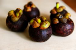 山竹的營(yíng)養(yǎng)價(jià)值及功效 女人吃山竹有什么好處