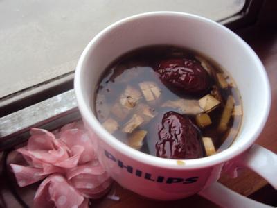 養(yǎng)顏秘方 這些茶對美容養(yǎng)顏至關重要