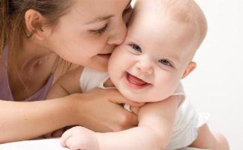 家有愛寶的看過來，九個(gè)月的寶寶發(fā)育標(biāo)準(zhǔn)