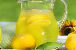 美容養(yǎng)顏必讀項目，每天喝檸檬水好嗎