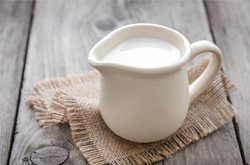 有益睡眠 看看睡覺(jué)前喝牛奶好嗎