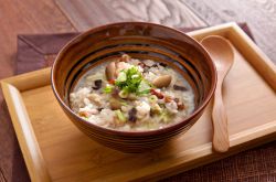 雞肉粥怎么做好吃 哪些人不宜吃雞肉