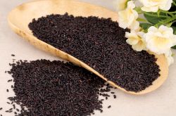 如何挑選優(yōu)質(zhì)黑米 一看二聞三嘗