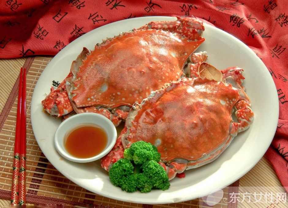 吃螃蟹不能吃什么東西 八種人群不宜吃螃蟹