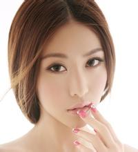 愛美女生關(guān)注的生長紋怎么去除