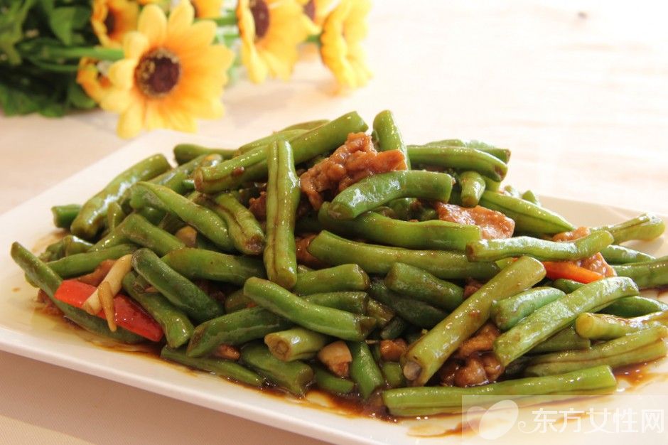 豇豆炒肉的家常做法 豇豆炒肉的營養(yǎng)價(jià)值