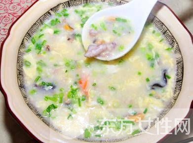 如何做疙瘩湯 這么做絕對(duì)讓你回味