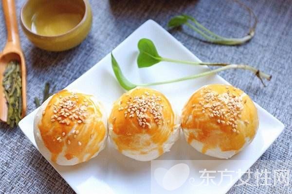 蛋黃酥的做法及配方 2種做法教你輕松做出美味