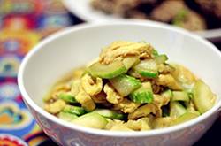 西葫蘆炒雞蛋的做法 兩大烹飪技巧需掌握