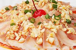 蒜泥白肉的兩大做法 簡單易學(xué)又美味