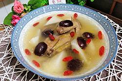 天麻鴿子湯的做法 鴿子湯的營(yíng)養(yǎng)價(jià)值大盤(pán)點(diǎn)