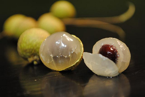 介紹桂圓和龍眼的區(qū)別及辨別真假的方法