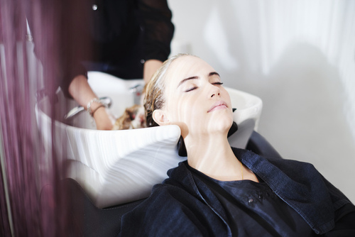 月經期能洗頭嗎 小編解你知