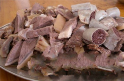 老少皆宜 狗肉的營(yíng)養(yǎng)價(jià)值介紹