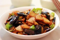 東北地三鮮的做法大全 秋冬進(jìn)補(bǔ)營(yíng)養(yǎng)價(jià)值高