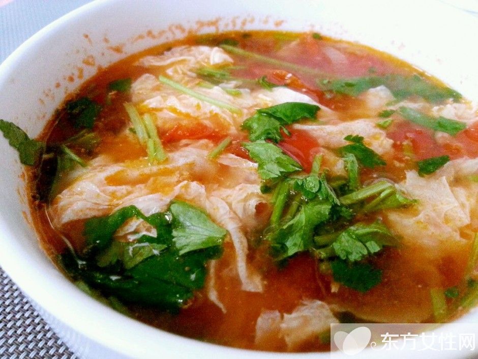 西紅柿雞蛋湯的兩大做法 西紅柿的功效與作用