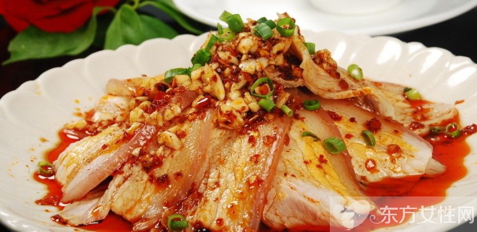 蒜泥白肉的兩大做法 簡單易學(xué)又美味