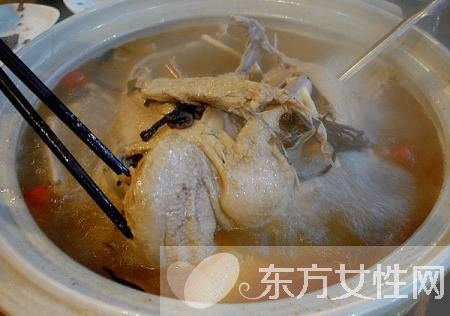 如何制作酸蘿卜老鴨湯 9大步驟輕松學(xué)會(huì)