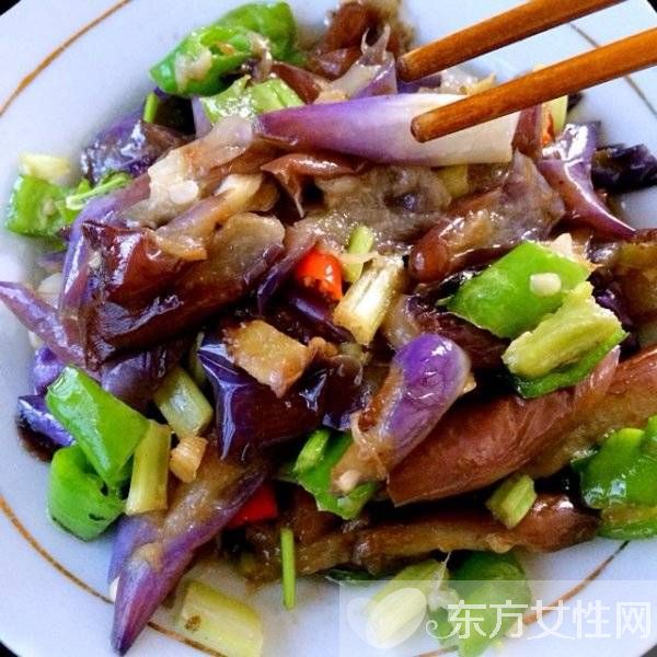 炒茄子的九大家常做法 茄子還有這一功效